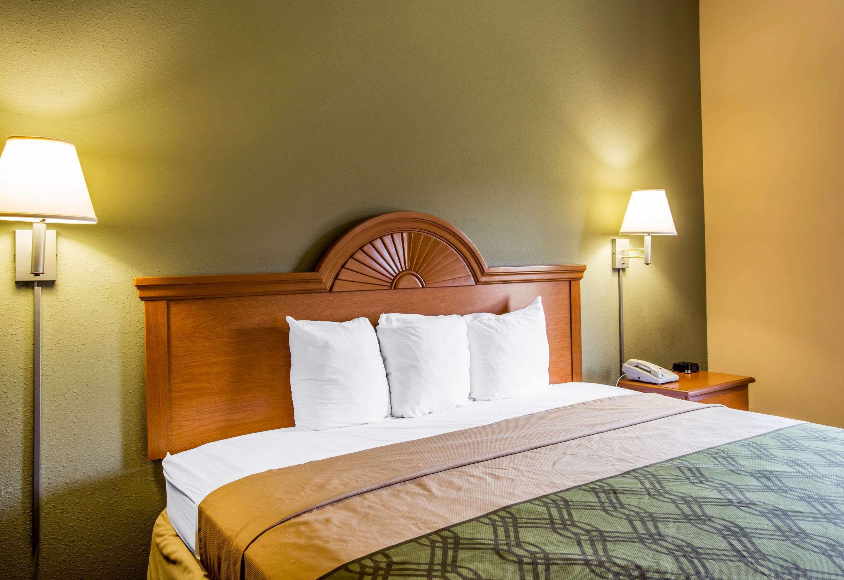 Econo Lodge Βαλντόστα Εξωτερικό φωτογραφία