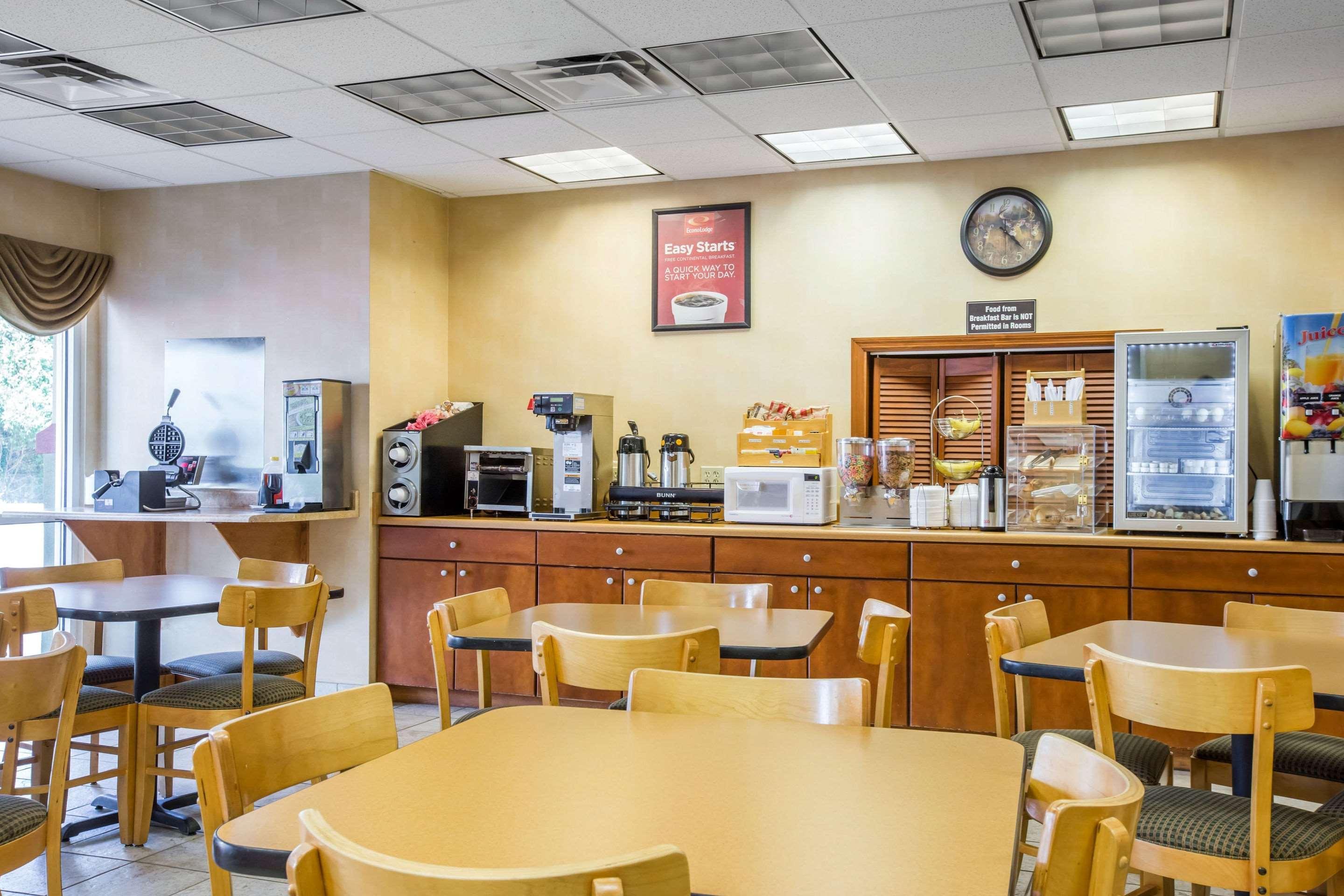 Econo Lodge Βαλντόστα Εξωτερικό φωτογραφία