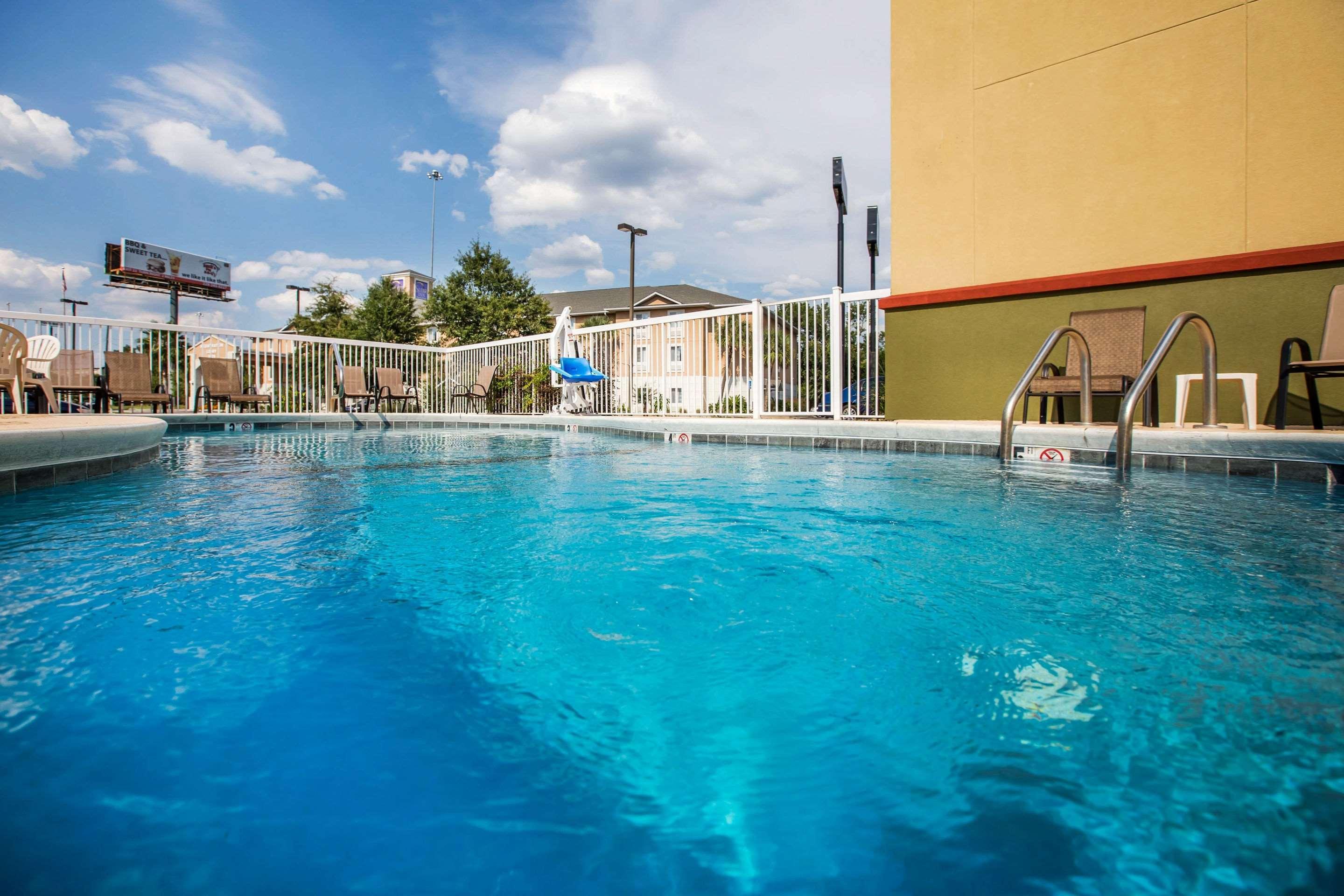 Econo Lodge Βαλντόστα Εξωτερικό φωτογραφία