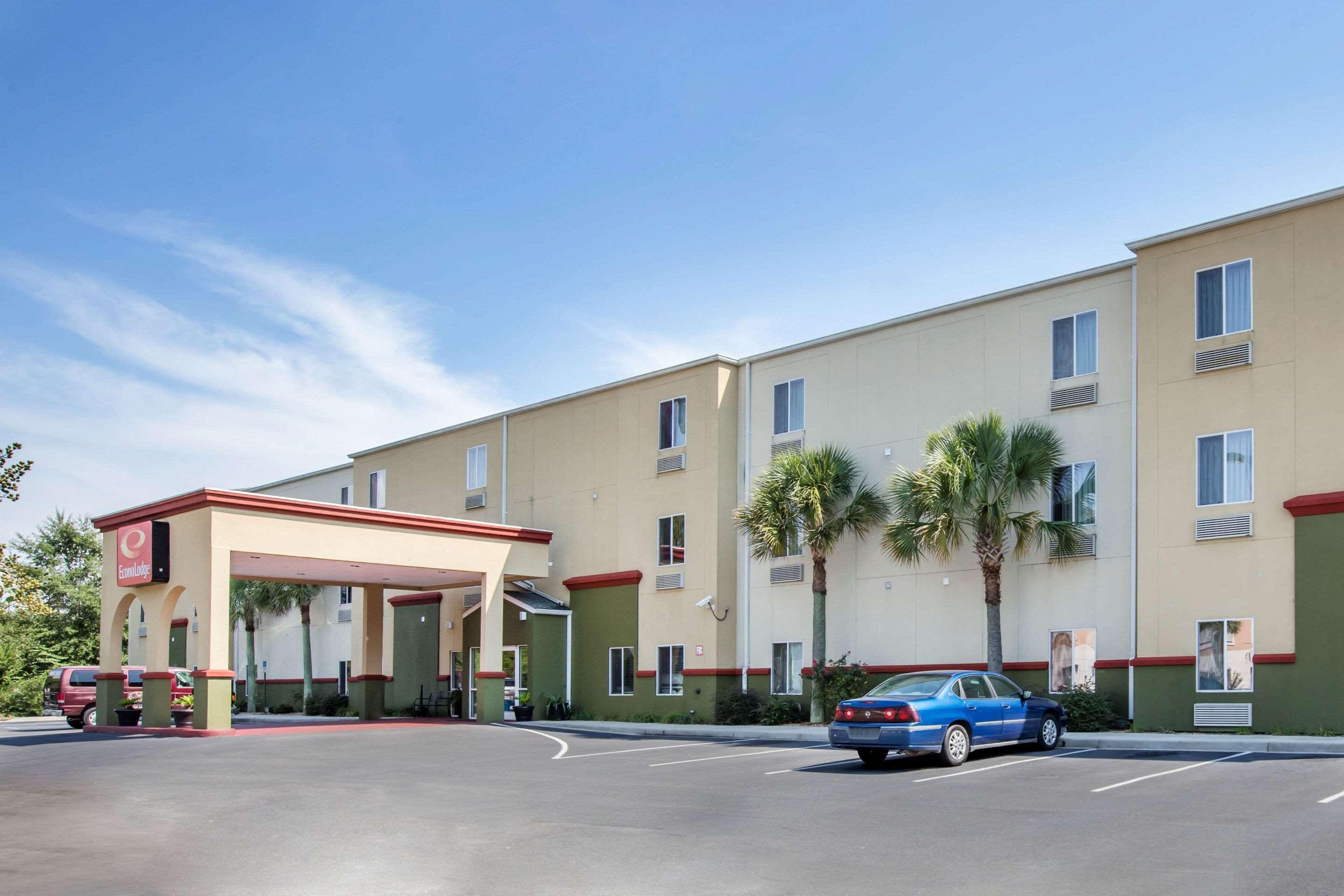 Econo Lodge Βαλντόστα Εξωτερικό φωτογραφία